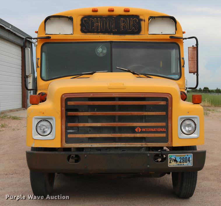image for item DD8285 1987 International S1853 Ward SS-20 school bus