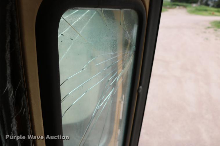 image for item DD8285 1987 International S1853 Ward SS-20 school bus