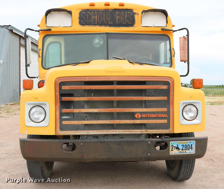 image for item DD8285 1987 International S1853 Ward SS-20 school bus