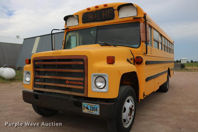 image for item DD8285 1987 International S1853 Ward SS-20 school bus