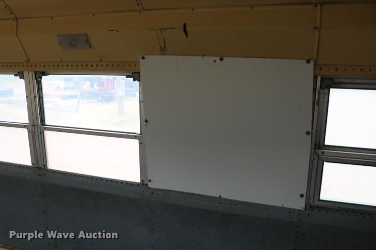 image for item DD8285 1987 International S1853 Ward SS-20 school bus