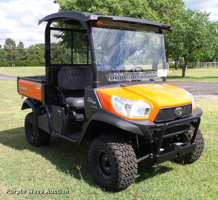 image for item DD8287 2017 Kubota RTVX900 ATV