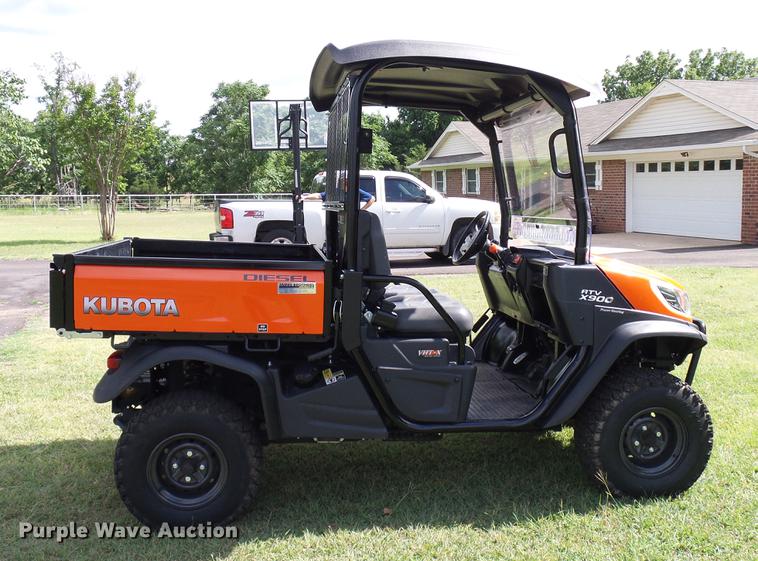 image for item DD8287 2017 Kubota RTVX900 ATV