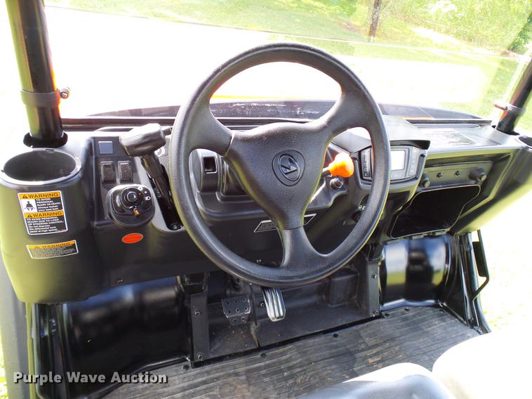 image for item DD8287 2017 Kubota RTVX900 ATV