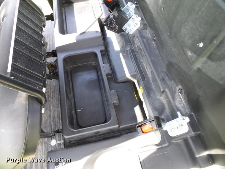 image for item DD8287 2017 Kubota RTVX900 ATV