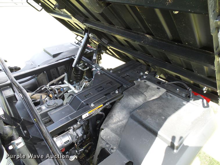 image for item DD8287 2017 Kubota RTVX900 ATV