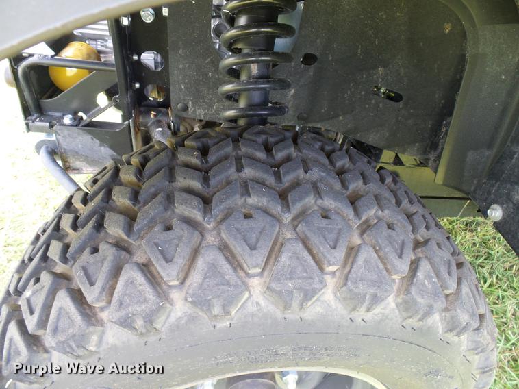 image for item DD8287 2017 Kubota RTVX900 ATV