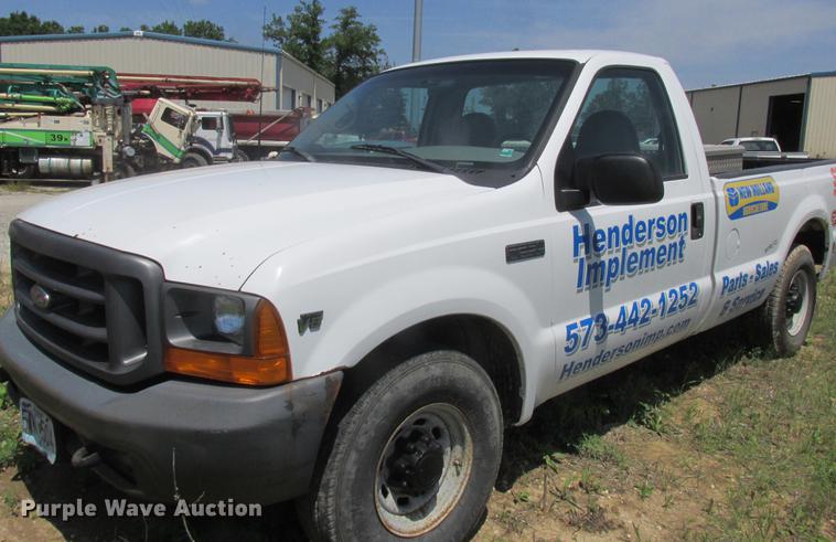 image for item DD8468 2000 Ford F250 Super Duty pickup truck