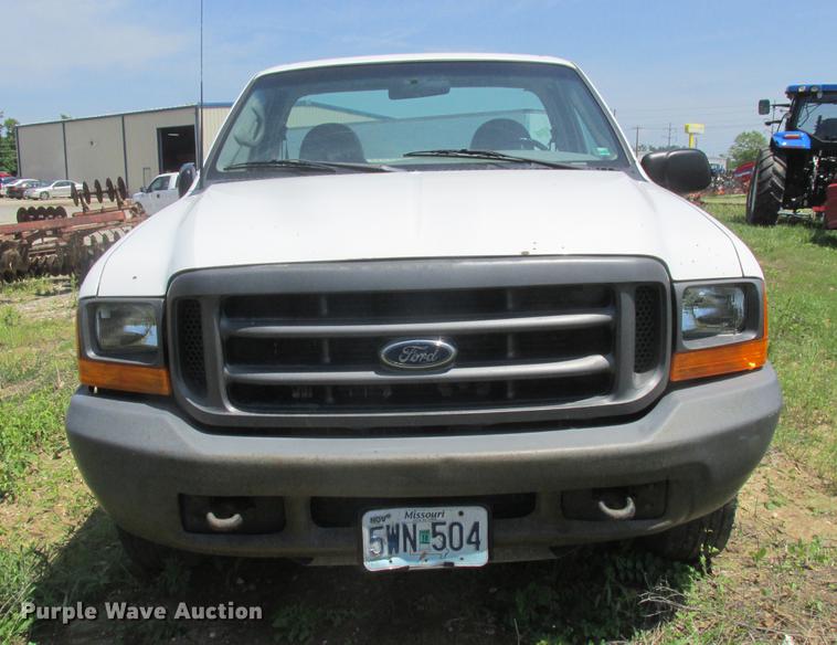 image for item DD8468 2000 Ford F250 Super Duty pickup truck