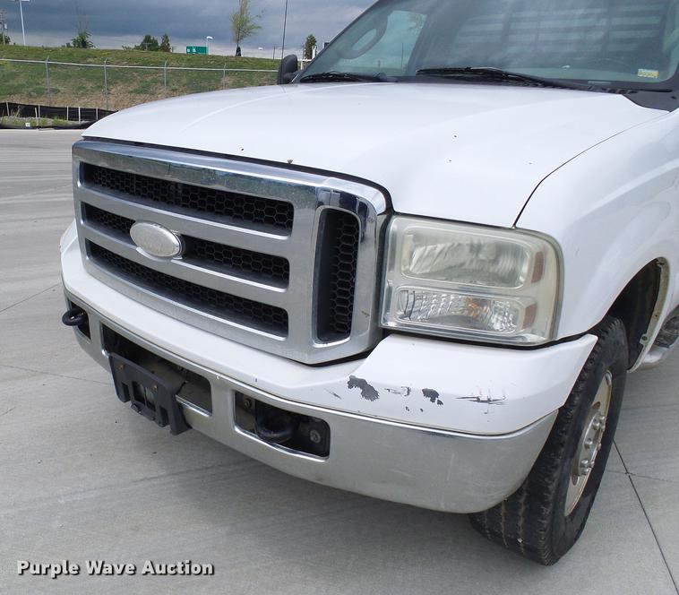 image for item DD8568 2007 Ford F250 Super Duty pickup truck