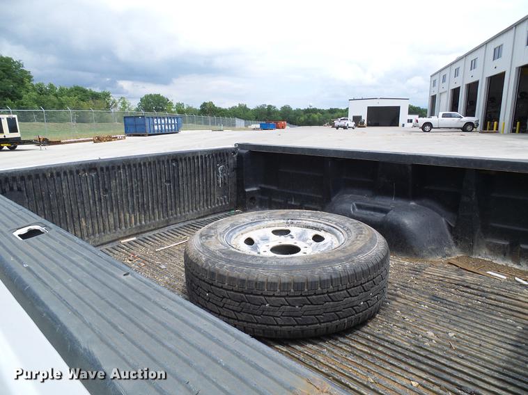 image for item DD8568 2007 Ford F250 Super Duty pickup truck