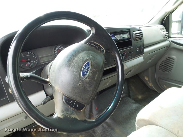 image for item DD8568 2007 Ford F250 Super Duty pickup truck