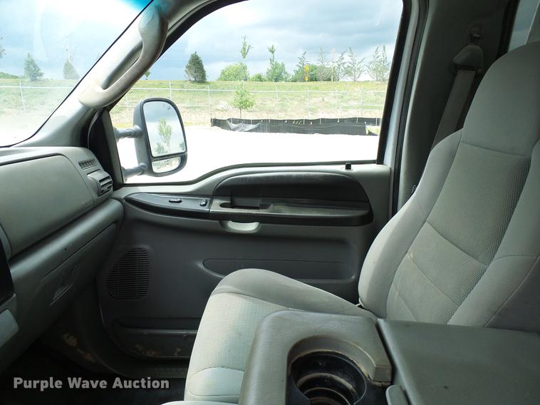 image for item DD8568 2007 Ford F250 Super Duty pickup truck