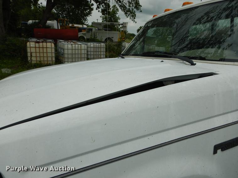 image for item DE1814 1993 Ford F450 Super Duty flatbed truck