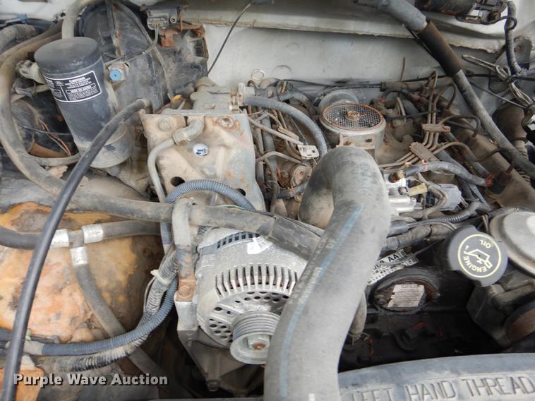 image for item DE1814 1993 Ford F450 Super Duty flatbed truck