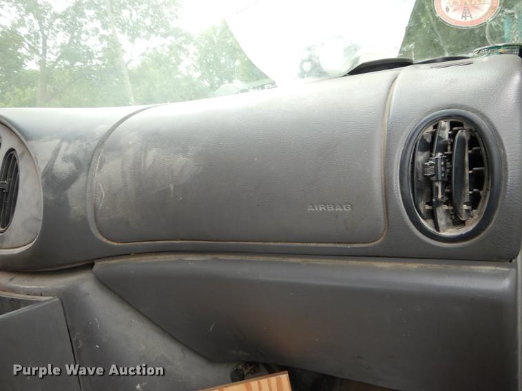 image for item DE1817 1998 Ford Econoline E250 van
