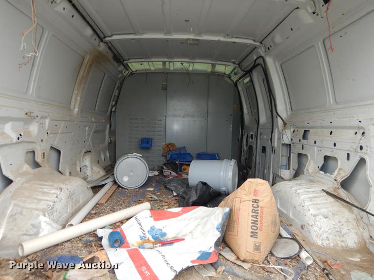 image for item DE1817 1998 Ford Econoline E250 van