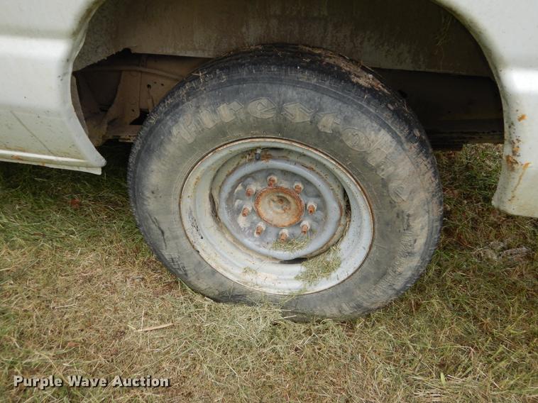 image for item DE1817 1998 Ford Econoline E250 van