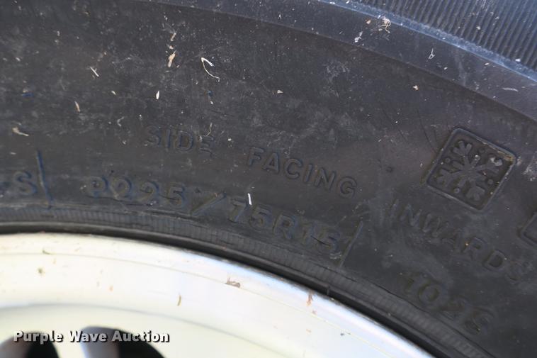 image for item DE3711 1994 Ford Explorer Sport SUV