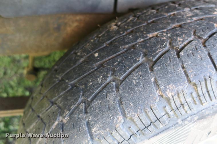 image for item DE3711 1994 Ford Explorer Sport SUV