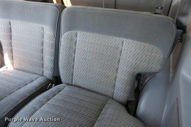 image for item DE3711 1994 Ford Explorer Sport SUV