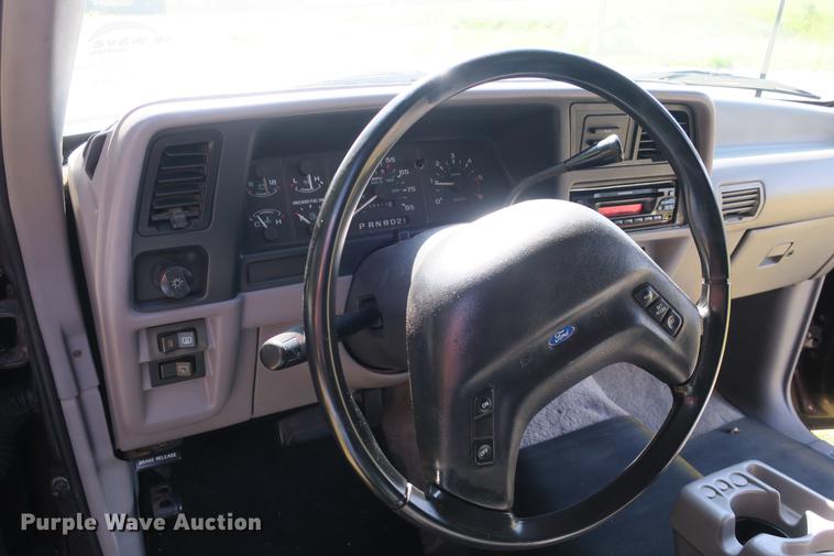 image for item DE3711 1994 Ford Explorer Sport SUV