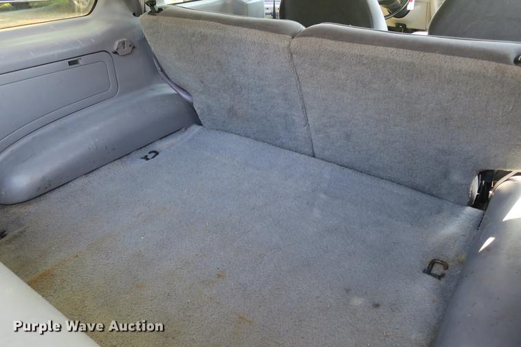 image for item DE3711 1994 Ford Explorer Sport SUV