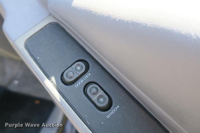 image for item DE3711 1994 Ford Explorer Sport SUV