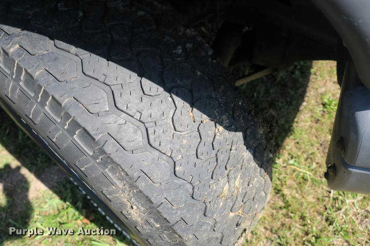 image for item DE3712 2003 Dodge Durango SXT SUV