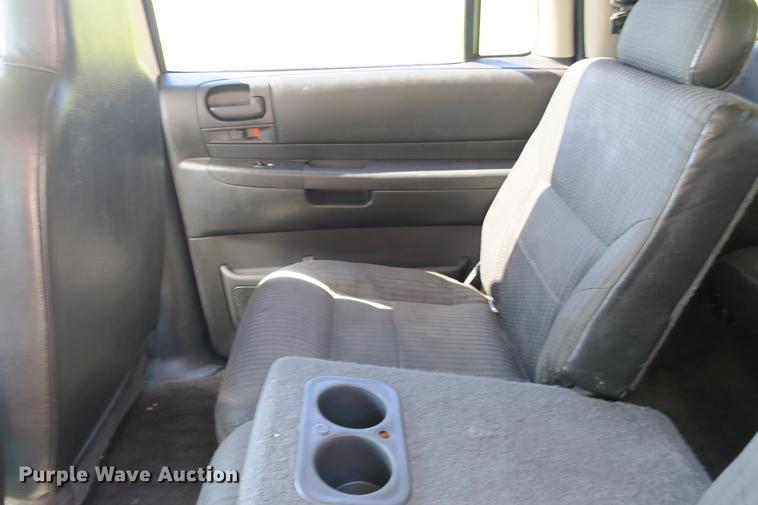 image for item DE3712 2003 Dodge Durango SXT SUV