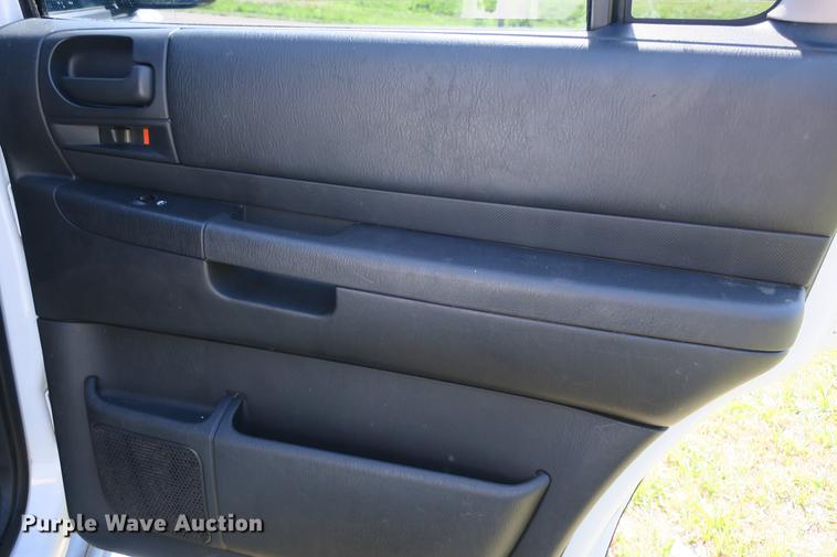 image for item DE3712 2003 Dodge Durango SXT SUV