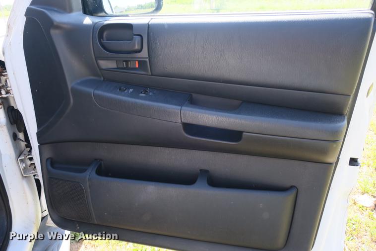 image for item DE3712 2003 Dodge Durango SXT SUV