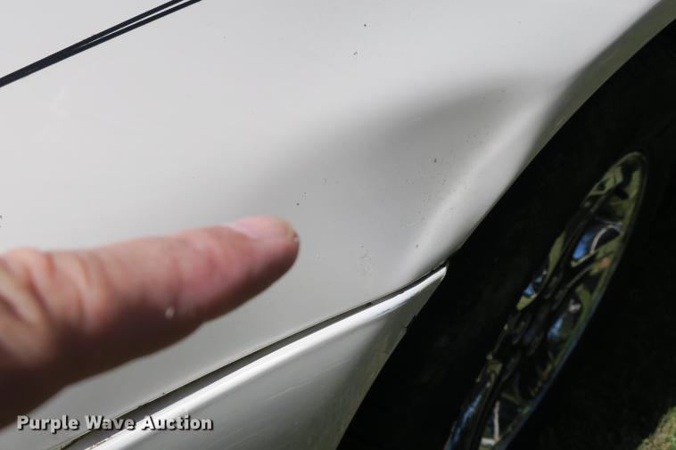 image for item DE3713 2004 Dodge Intrepid SXT