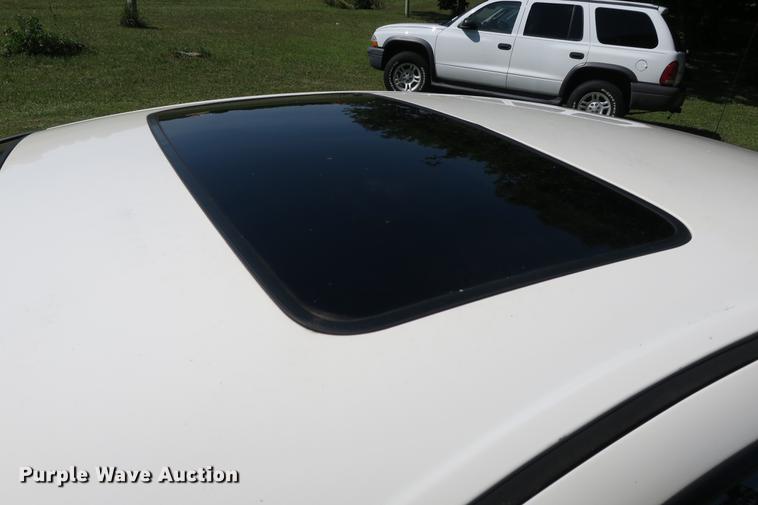 image for item DE3713 2004 Dodge Intrepid SXT