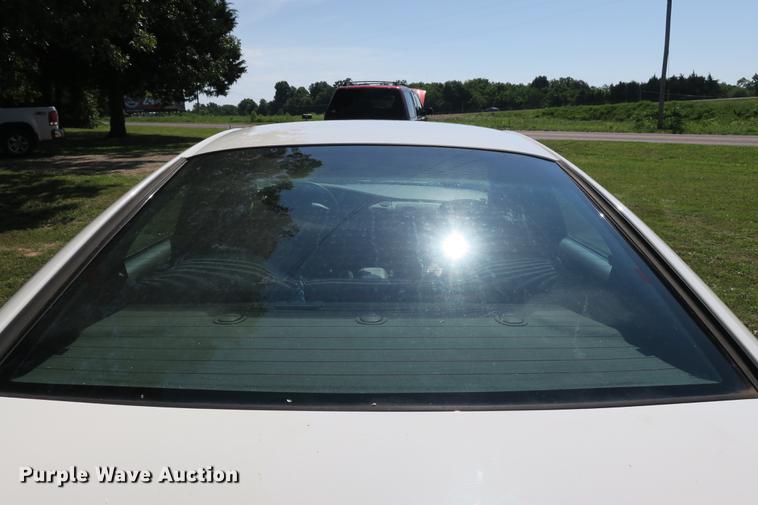 image for item DE3713 2004 Dodge Intrepid SXT