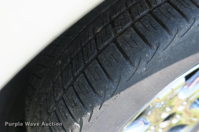 image for item DE3713 2004 Dodge Intrepid SXT