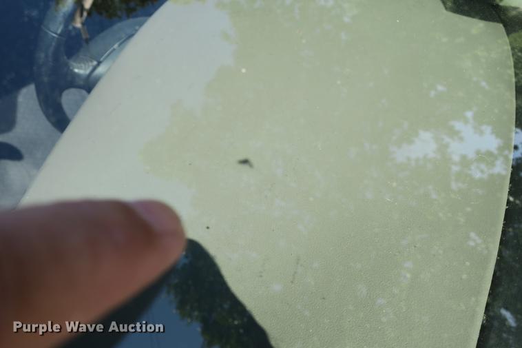 image for item DE3713 2004 Dodge Intrepid SXT