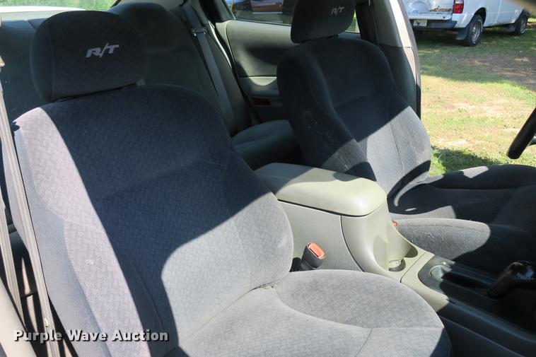 image for item DE3713 2004 Dodge Intrepid SXT