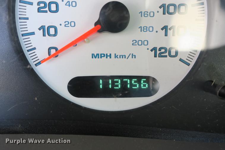 image for item DE3713 2004 Dodge Intrepid SXT