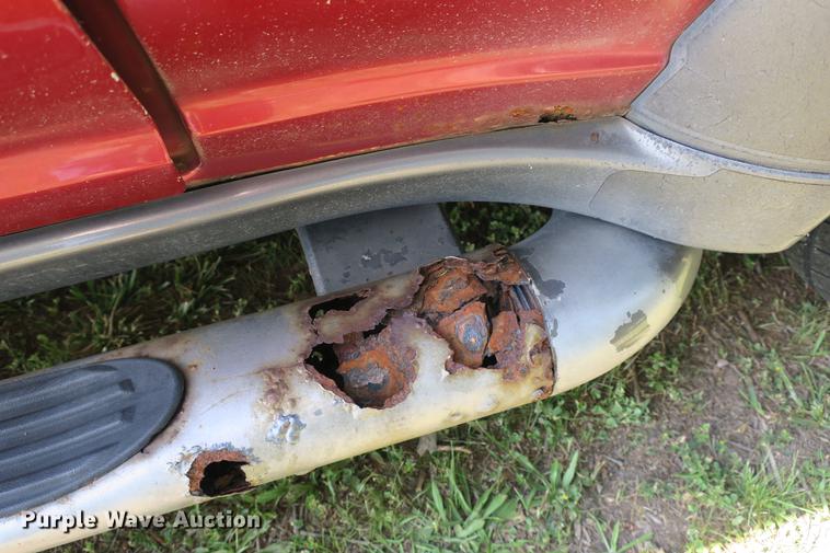 image for item DE3714 2000 Ford Explorer Sport SUV