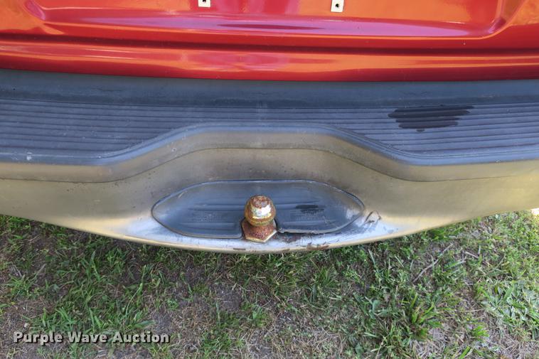 image for item DE3714 2000 Ford Explorer Sport SUV