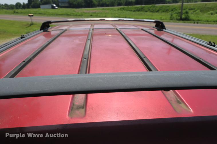 image for item DE3714 2000 Ford Explorer Sport SUV