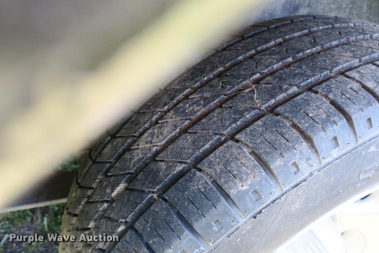 image for item DE3714 2000 Ford Explorer Sport SUV