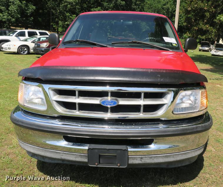 image for item DE3715 1997 Ford F150 XL pickup truck