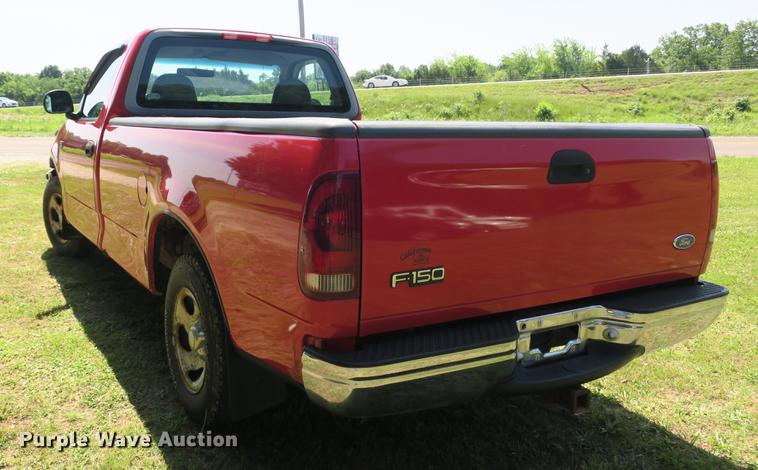 image for item DE3715 1997 Ford F150 XL pickup truck