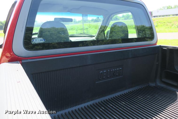 image for item DE3715 1997 Ford F150 XL pickup truck