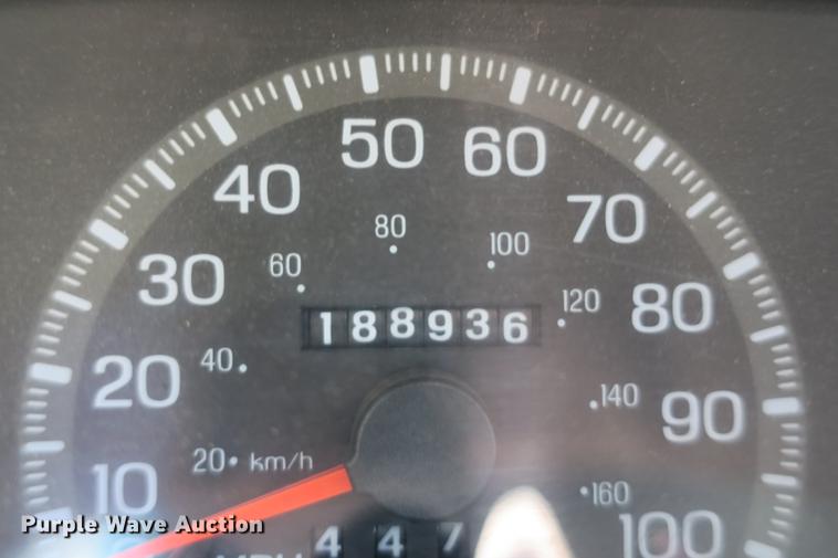 image for item DE3715 1997 Ford F150 XL pickup truck