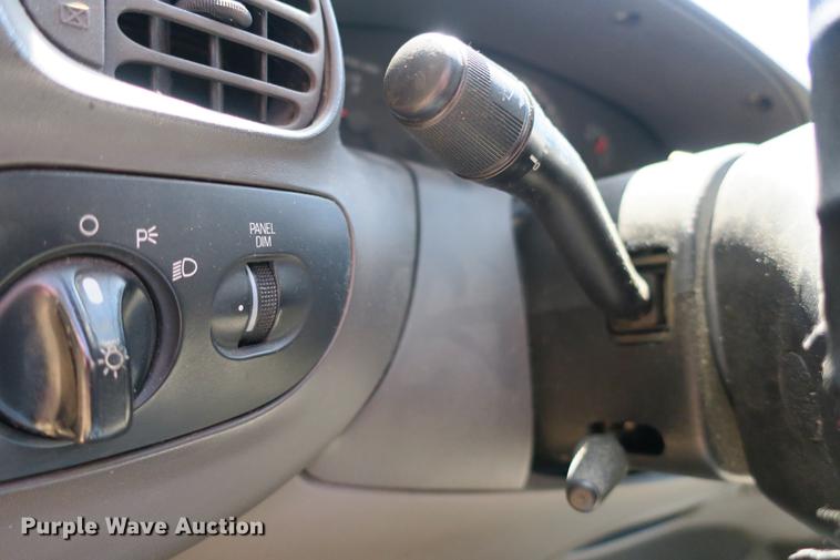 image for item DE3715 1997 Ford F150 XL pickup truck