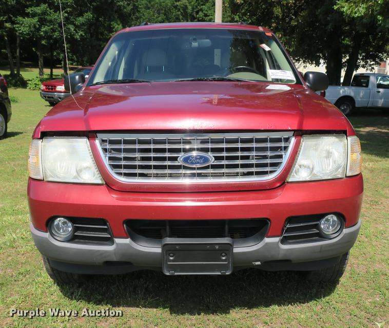 image for item DE3717 2003 Ford Explorer XLT SUV