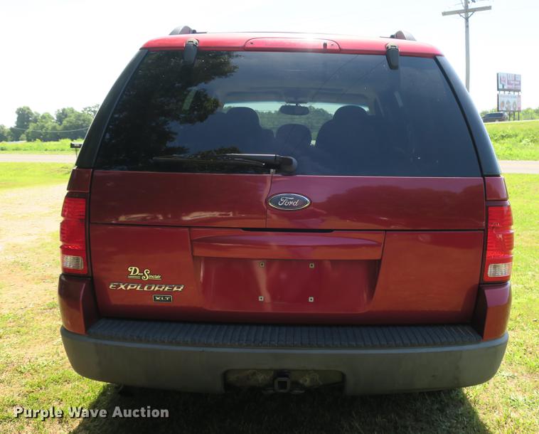 image for item DE3717 2003 Ford Explorer XLT SUV